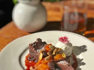 Farmhouse at Roger's Gardens