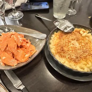 Carrots with what looks like tons of garlic and mac&amp;cheese