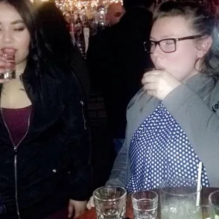 Partayyy at H&amp;L, let's do this!!!