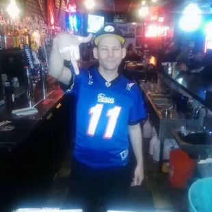 Geph is a great bartender loves those Pats!