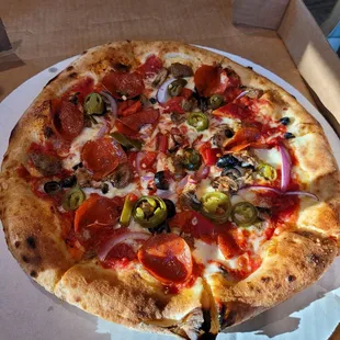 Supreme with garlic butter and jalepeno