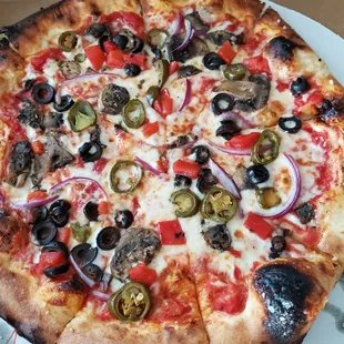 Veggie pizza with jalapenos added