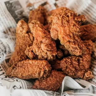 fried chicken wings, poultry, chicken wings, fried chicken, chicken wings and fried chicken, bbq wings, bbq chicken, food, chicken