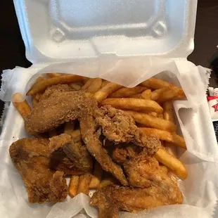 chicken, chicken wings, fried chicken, poultry, food, bbq wings, fried chicken wings, chicken wings and fried chicken, bbq chicken