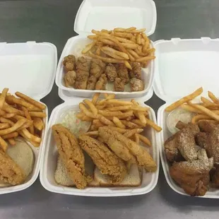 chicken wings and fried chicken, bbq chicken, fried chicken wings, food, fried chicken, poultry, chicken, chicken wings, bbq wings