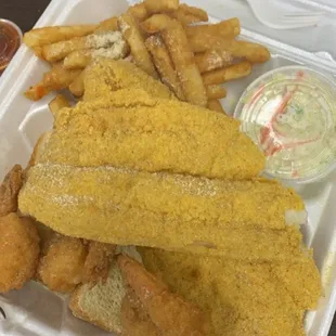 4 Jumbo Shrimps &amp; 2 Piece Fish Combo