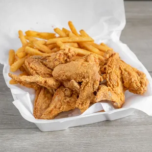 food, bbq chicken, fried chicken, poultry, chicken, chicken wings, chicken wings and fried chicken, fried chicken wings, bbq wings