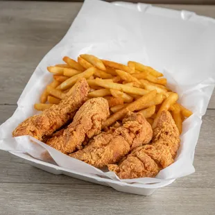 food, fried chicken wings, bbq wings, chicken, bbq chicken, chicken wings, poultry, fried chicken, chicken wings and fried chicken