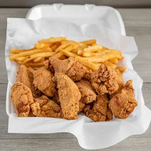 food, bbq chicken, fried chicken, poultry, chicken, chicken wings, chicken wings and fried chicken, fried chicken wings, bbq wings