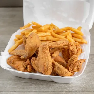 chicken wings, food, chicken wings and fried chicken, chicken, bbq chicken, bbq wings, fried chicken, fried chicken wings, poultry