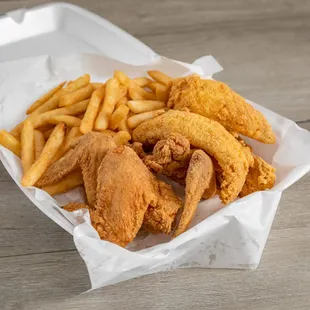 food, fried chicken, bbq wings, poultry, fried chicken wings, chicken, bbq chicken, chicken wings and fried chicken, chicken wings