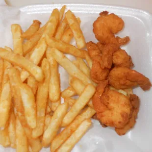 chicken wings and fried chicken, food