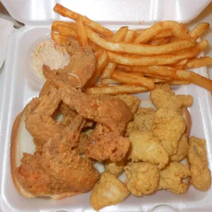 chicken wings and fried chicken, bbq wings, poultry, chicken, fried chicken, food, fried chicken wings, bbq chicken, chicken wings