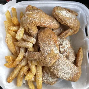 6 piece wings with fries (extra lemon pepper)