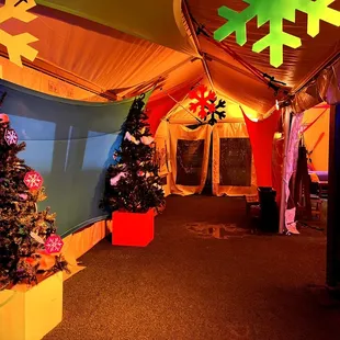 80s ski chalet theme