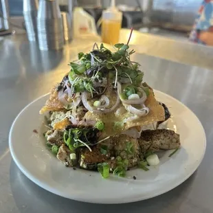 Tuna nachos