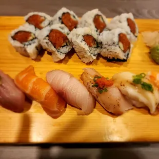 Sushi Combo: 6 piece nirigi with spicy tuna