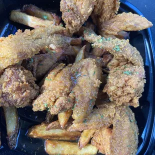 Honey lemon pepper wings and fries