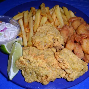 Hand battered and seasoned Oysters and Shrimp platter