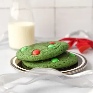 The Elfie cookie! Mint mochi center with m&amp;m cookie dough!