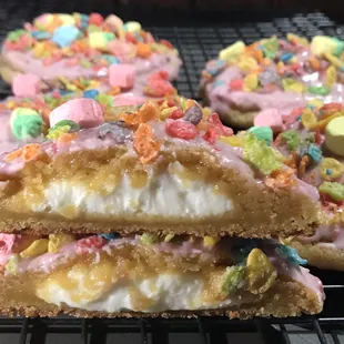 Lucky pebbles cheesecake