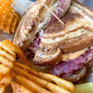 Corned Beef Reuben &amp; Waffle Fries [Instagram: Restaurant_aholic]