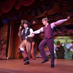 Davey Crockett and The Bear.