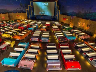 Sci-Fi Dine-In Theater Restaurant