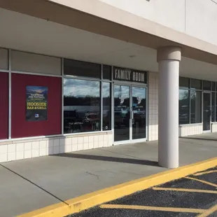 Family dining available