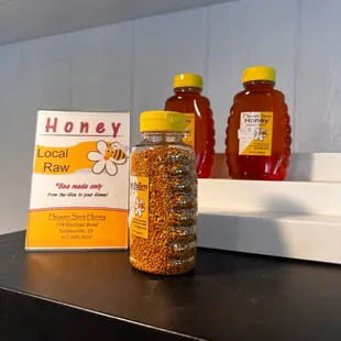 honey and honey powder