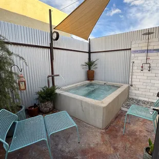 The Cedar Pool is a private, enclosed outdoor space with views to the sky. Accommodates 4 guests.