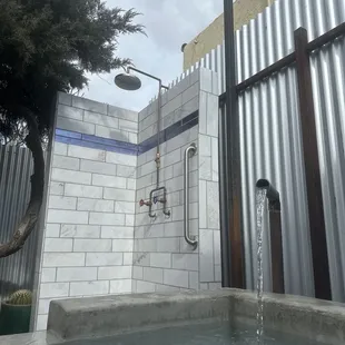 Soaking tub and shower