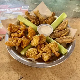 chicken, poultry, chicken wings and fried chicken, bbq chicken, bbq wings, fried chicken wings, fried chicken, chicken wings, food