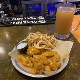 Hooters