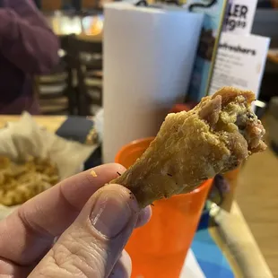 Pathetic wing from Hooters!