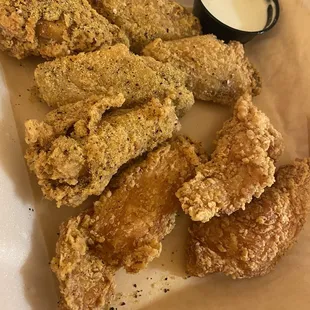 Tenders\5pc Bone-in Wings