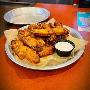 15 piece smoked wings with medium Buffalo sauce and bleu cheese.