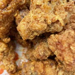 food, chicken wings and fried chicken, bbq chicken, fried chicken, bbq wings, fried chicken wings, poultry, chicken, chicken wings