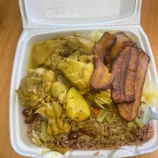 Curried Chicken, Rice and Peas, Cabbage, and fried Plantains. Yummy!!!!