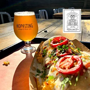 Vaqueros Texas BBQ &amp; a cold Hop &amp; Sting beer