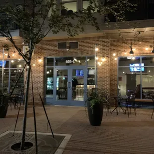 Outdoor seating &amp; entrance