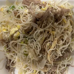 How many ounces of beef is in the dish?  1 oz???