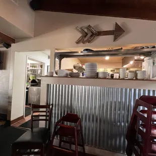 sushi and sashimi, interior