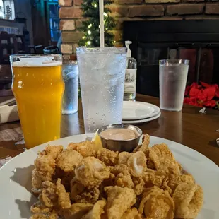 chicken wings and fried chicken, fried chicken wings, fried chicken, chicken, bbq wings, poultry, chicken wings, food, bbq chicken