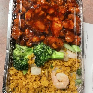 General Tso chicken with shrimp fried rice