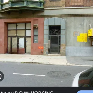 Not my photo. I found this in a review and deleted some people