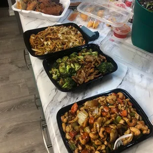 Cashew chicken, House Lo Mein, Pu Pu Platter, beef and broccoli
