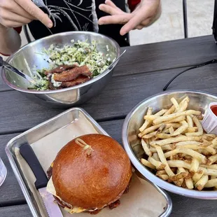 Bacon Jam Double, Buffalo Bill as a Bowl, Fries.