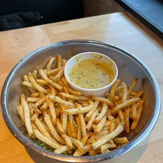 Green Chile Queso Fries