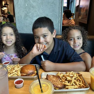 Kid's Grilled Cheese Meal